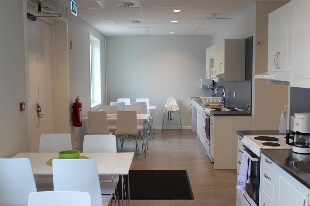 Oernskoeldsviks Gaesthamn Hostel Eksteriør bilde