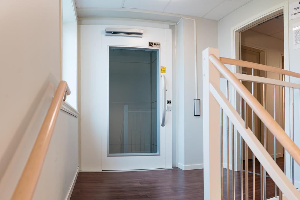 Oernskoeldsviks Gaesthamn Hostel Eksteriør bilde